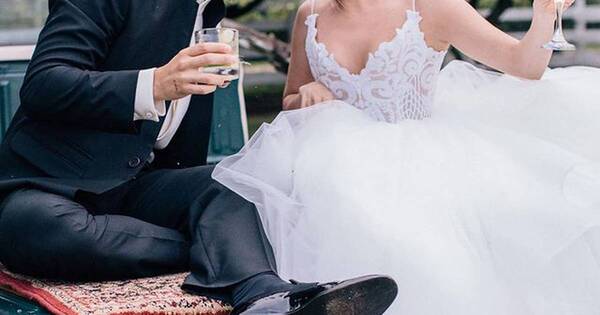 La Nación / Camilo y Evaluna Montaner celebran 730 días de casados