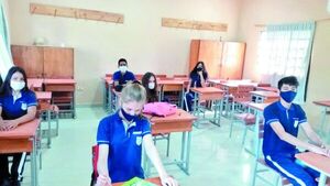 Menos de un metro de distancia en las aulas