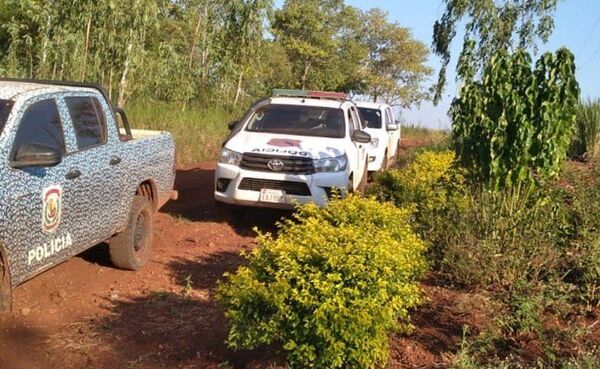 Carmen del Paraná: Policía se incauta de evidencias en allanamientos por abigeato
