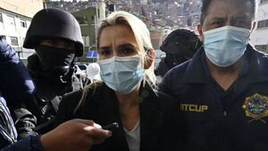 Expresidenta de Bolivia se declara en huelga de hambre