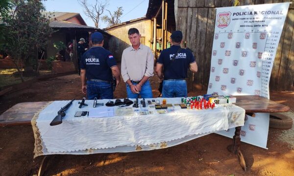 Brasileño buscado por homicidio cae con gran cantidad de armamentos en Santa Rita