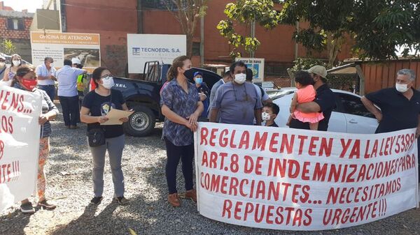 Afectados por obras en Tres Bocas exigen pago de indemnizaciones - Nacionales - ABC Color