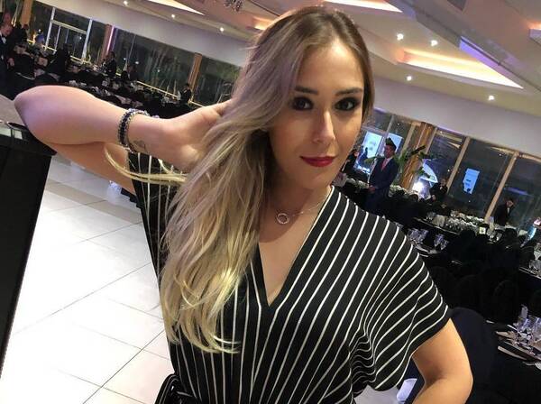 Crónica / "Si lo que queres es un sponsor, está bien también; pero no pidas amor entonces”