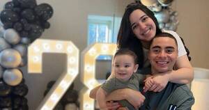 La Nación / Miguel Almirón celebra su cumpleaños número 28 junto con su esposa y su pequeño bebé