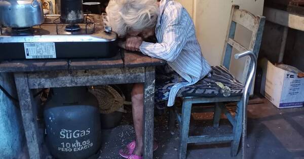 La Nación / Abuelita en estado de abandono pide ayuda para mejorar su calidad de vida