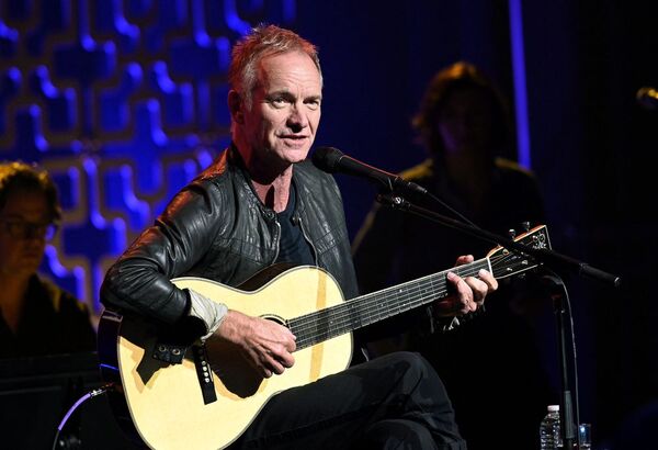 Sting vende todo su catálogo musical a Universal