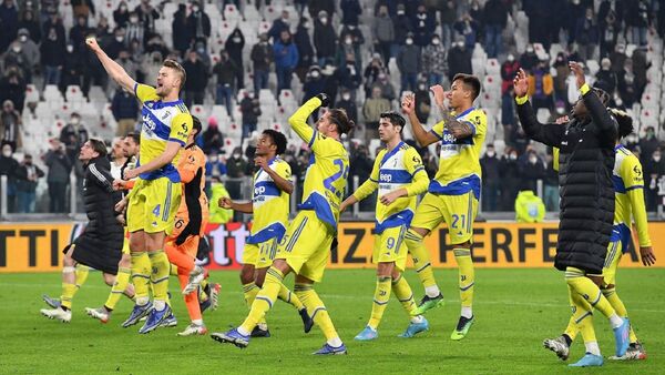 Juventus se clasifica para las semifinales de Copa Italia