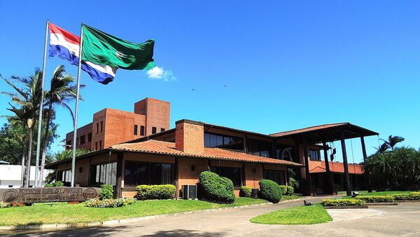 ARP pide pagar 70% del salario mínimo a obreros del sector y reconocer 30% en prestaciones
