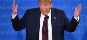 Donald Trump, acusado de mal manejo de documentación oficial