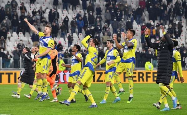 Juventus se clasifica para las semifinales de Copa Italia