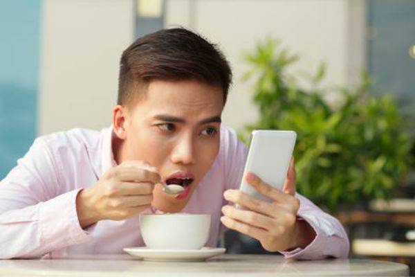 | Soy adicto a mi celular: ¿cómo puedo reducir el tiempo en pantalla?