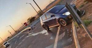 La Nación / Ebrios protagonizaron accidente