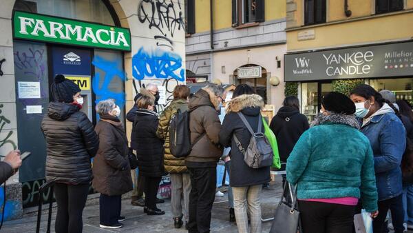 Italia abrió los boliches y descartó el uso obligatorio de barbijos al aire libre - .::Agencia IP::.