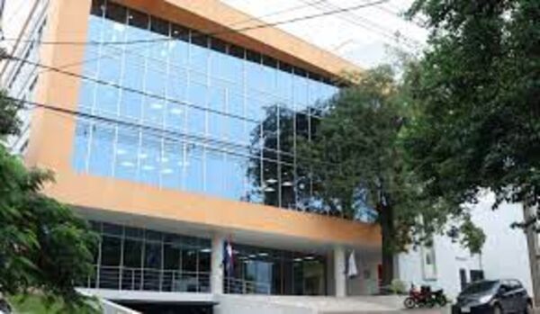 Desde Aneaes plantean análisis sobre si exigir más requisitos a egresados de carreras de la Salud - Nacionales - ABC Color