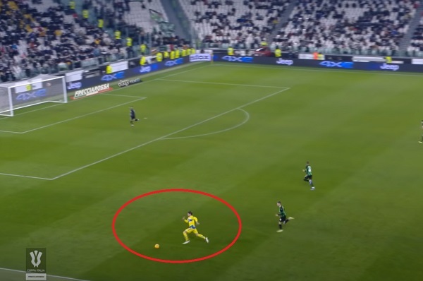 Vlahovic fabrica un gol impensado al minuto 88
