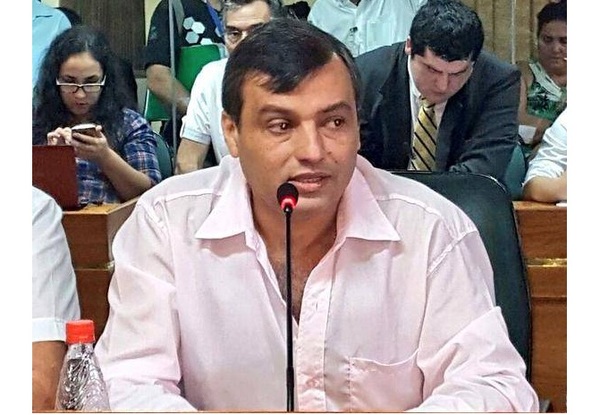 Nuevo director del INDI aseguró que su prioridad será atender los problemas más urgentes de los indígenas