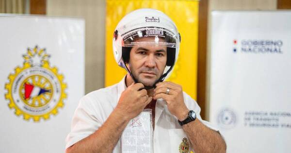 La Nación / Promueven el uso correcto del casco