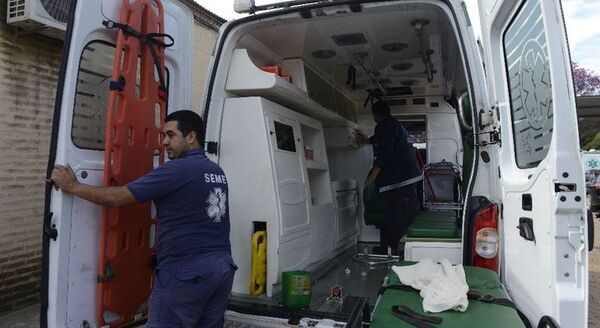 Denuncian que Seme dejó “plantada”, sin ambulancia, a una abuelita - Nacionales - ABC Color