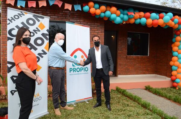 Propio y Achón firman importante convenio - Mercado Inmobiliario - ABC Color
