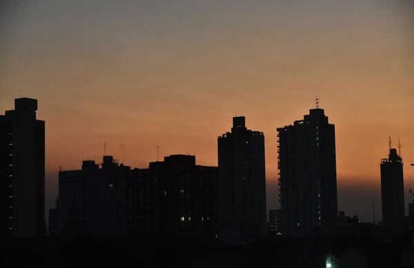 Humo no se dispersará en Asunción - Fotogalería - ABC Color