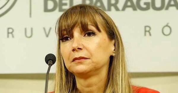 La Nación / Carla Bacigalupo utiliza ministerio para campaña de Velázquez, denuncian