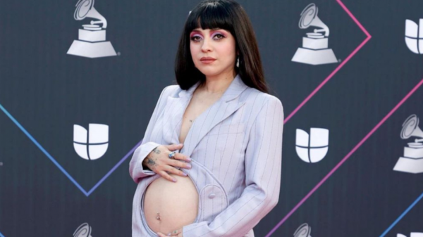 ¡Qué ternura! Nació Joel, el primer hijo de Mon Laferte