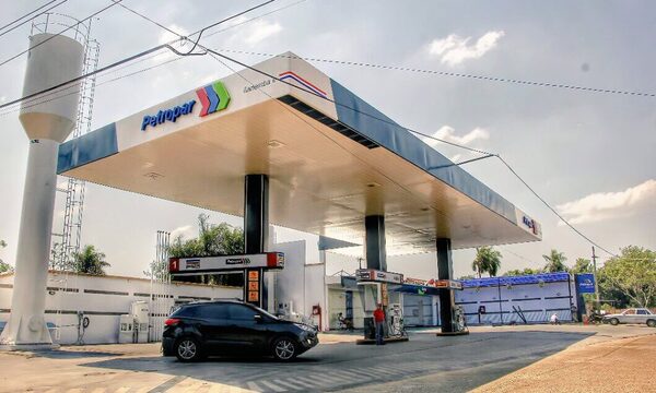 Sábado con nueva vacunada: Petropar sube precio de sus combustibles