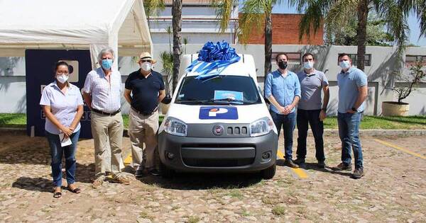 La Nación / Petersen entregó camioneta de sorteo