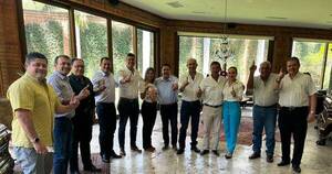 La Nación / Más dirigentes se suman al proyecto de Peña y Alliana