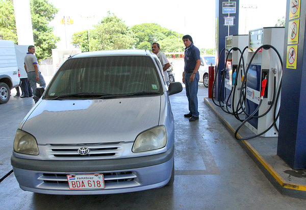 Nuevos precios de combustibles de Petropar rigen desde hoy - .::Agencia IP::.