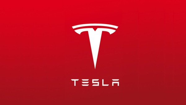 Tesla se mudó a Texas y California responde con una demanda por «racismo generalizado»