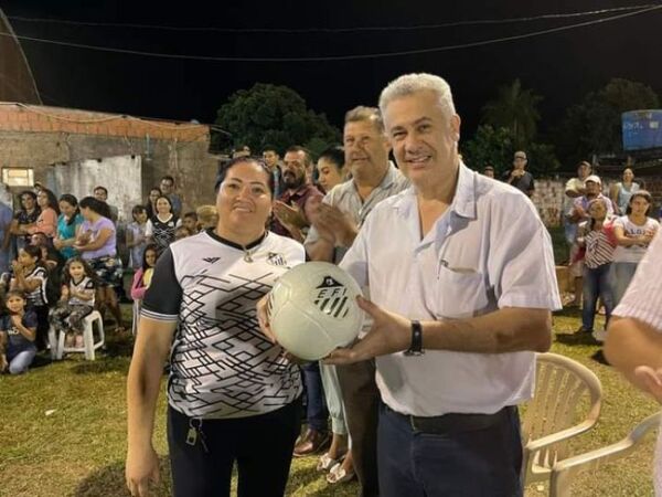 Con mucho brillo se disputó el 1° Torneo de Verano de Escuelas de Fútbol organizado por el Inde de PJC
