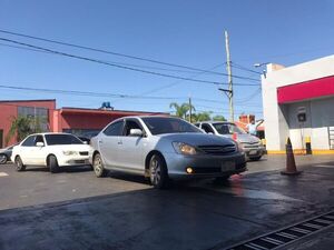 Pese a precio diferenciado para extranjeros, combustible sigue siendo más barato en Argentina - Nacionales - ABC Color
