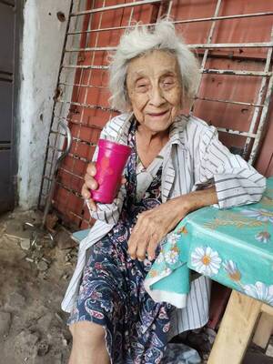 Crónica / La abue de 97 años clama la visita de Roque Santa Cruz