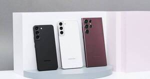 La Nación / Samsung lanzó su nueva serie Galaxy S22 en tres modelos