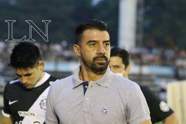 Ganando se corrige mejor, asegura el DT Julio César Cáceres