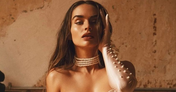 Lourdes Motta preparada para Miss Charm