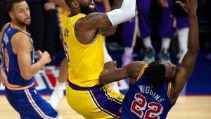 LeBron James, máximo anotador de NBA contando los playoffs