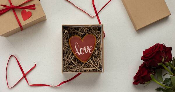 La Nación / San Valentín: a caballo regalado no se le miran los dientes, pero, ¿cuál es el peor y mejor regalo?