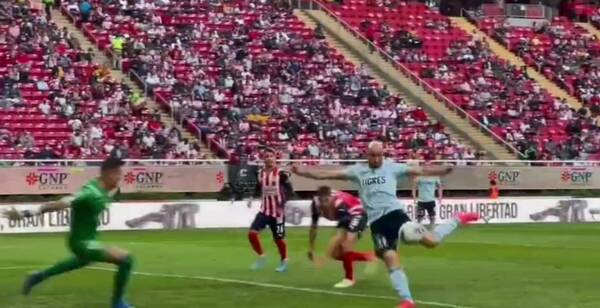 Crónica / Carlos González se mandó un golazo en la victoria de Tigres
