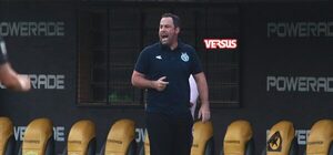 Pumpido, contento por ganar a uno de los equipos que 'mejor juega al fútbol'
