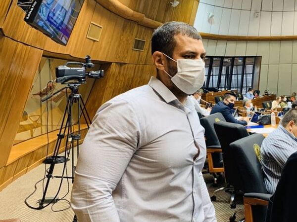 Hugo Ramírez: es “indiscutible” que se debe avanzar en el juicio político contra fiscala general - Nacionales - ABC Color