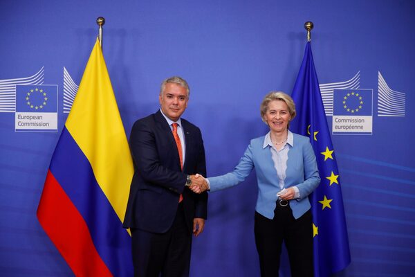 Duque anuncia hito de crecimiento de la economía colombiana de un 10,2 % en 2021 - MarketData