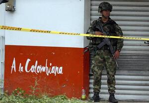 Un militar muerto y tres heridos tras la explosión de una mina en Colombia