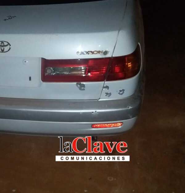 Balea automóvil de su rival en víspera del Día de los Enamorados - La Clave