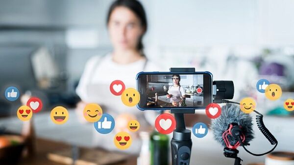 Influencers, reyes de mercadotecnia digital que dominan las redes