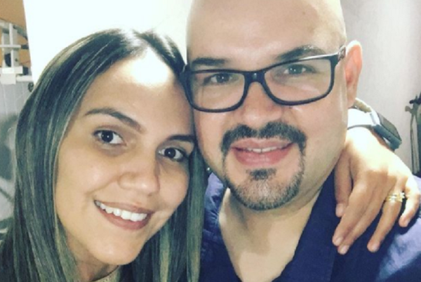 El cantante Miguel Sanabria obsequió a su esposa una canción por el Día de los Enamorados - Te Cuento Paraguay