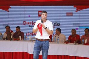 Peña: “Nosotros enarbolamos y levantamos las banderas históricas del Partido Colorado”