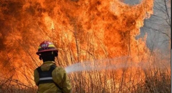 ¡En llamas! Más de 4 mil hectáreas quemadas en Corrientes y Chaco argentino