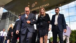 Llanismo sigue renuente al juicio a Sandra Quiñónez: ¿Hay votos?